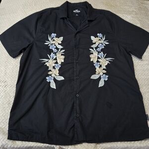 Hollister Embroidered Floral Short Sleeve Cotton Button Down Shirt Size XL